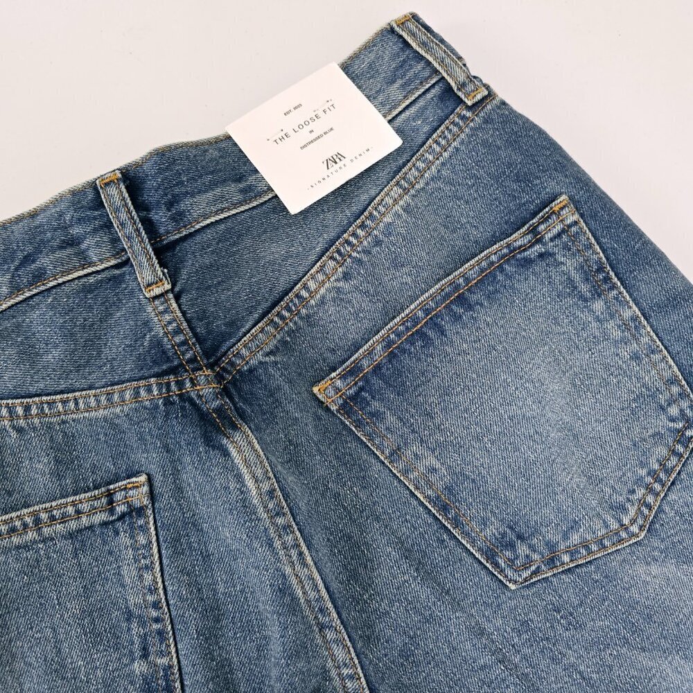 NWT Zara High Rise Straight Leg Jeans Sz. 6 - Picture 2 of 7